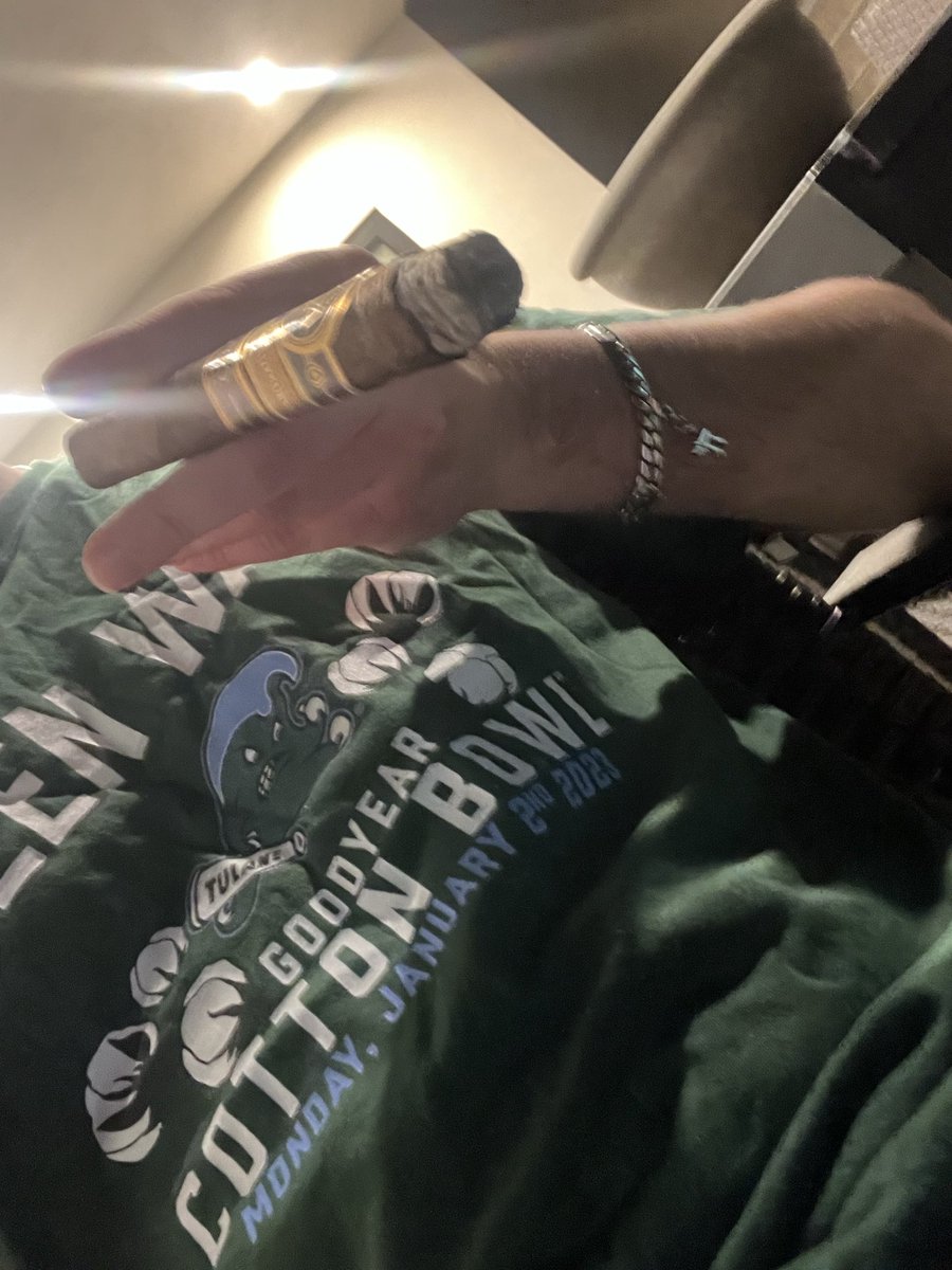 rollmfwave's tweet image. Played hard. Won the game. I love you