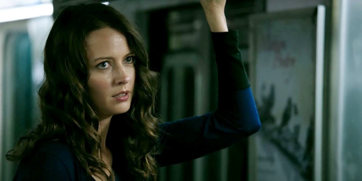SavingPOI's tweet image. Happy birthday to Amy Acker!!! 🎂🎁🎈

#PersonOfInterest