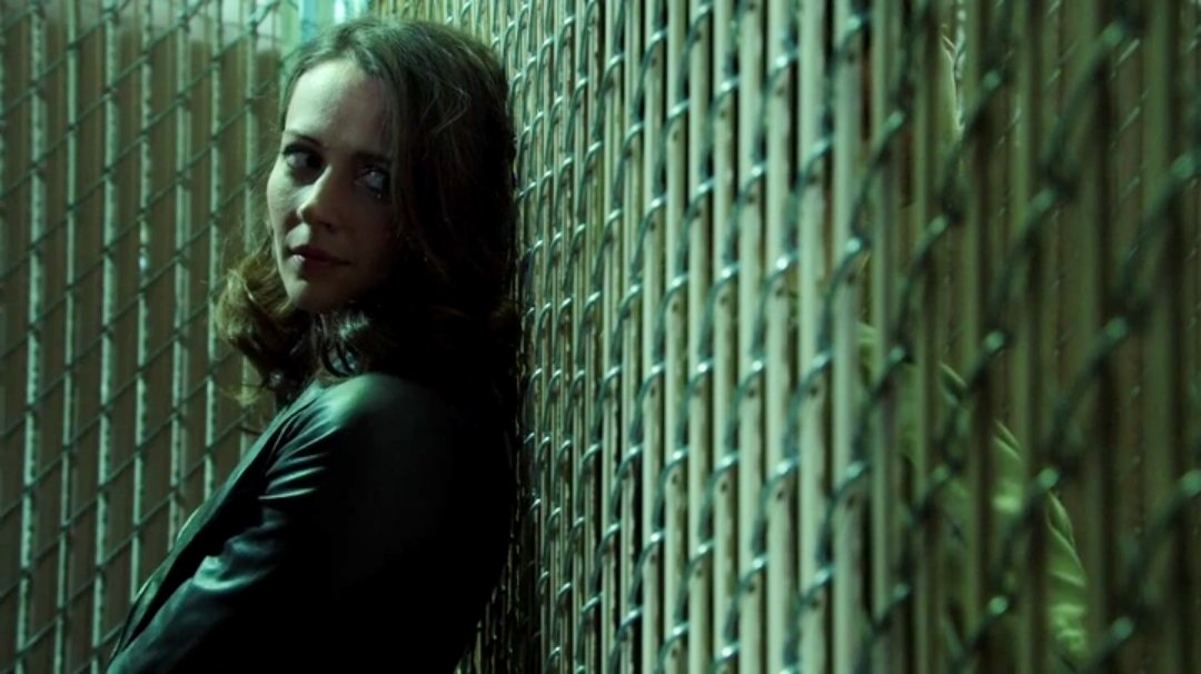 SavingPOI's tweet image. Happy birthday to Amy Acker!!! 🎂🎁🎈

#PersonOfInterest