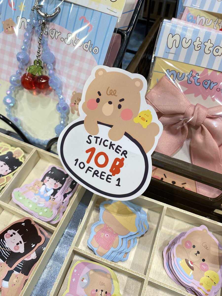 nuttar_studio's tweet photo. Booth F08 มาค่าา
#YOLOArtFest2025 https://t.co/YzU4zjQNmW