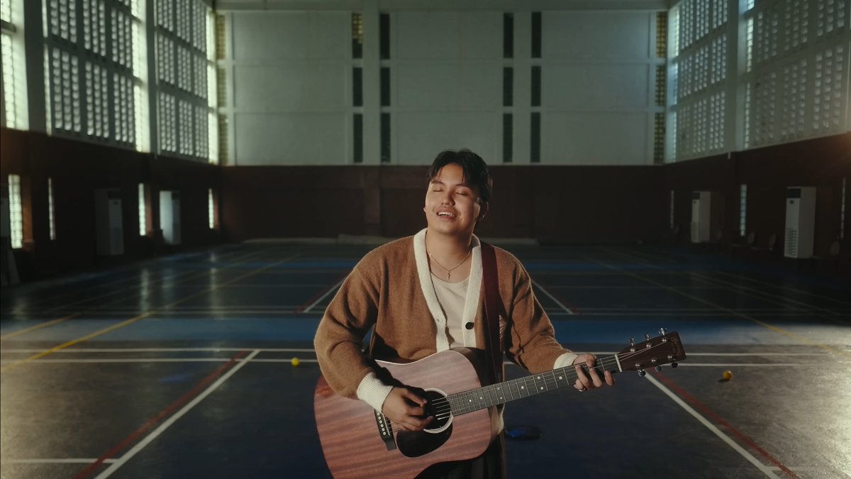 allchartsPH's tweet photo. One year ago today, Amiel Sol released "Sa Bawat Sandali". https://t.co/J0zcU6XL1h