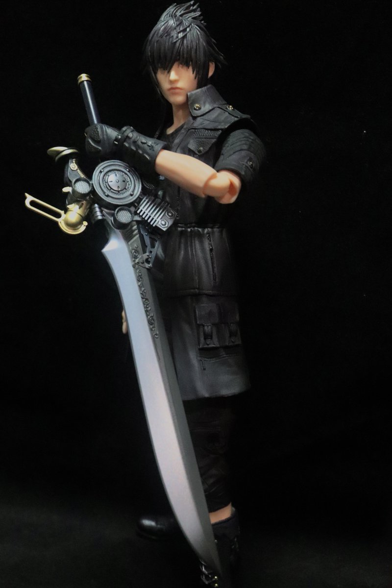 ファイナルファンタジーXV PLAY ARTS真 ノクティス・ルシス・チェラム