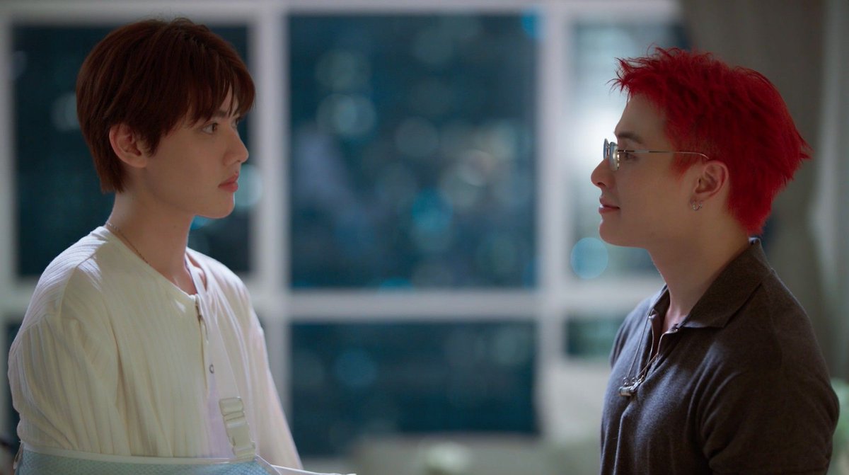 PRSocietyNews's tweet image. “ไมเคิล-ท๊อปเทน” ตัวแทนคนมูฟออนเป็นวงกลม ส่งเพลง “อีกกี่ครั้งก็เป็นเธอ (#LOOP)”  ประกอบซีรีส์ #สิงสาลาตาย 

#อีกกี่ครั้งก็เป็นเธอ 
#MichaelTopten 
#michaelkvs #Toptenss 

เดินเรื่องสืบสวนมาเกือบครึ่งทางแล้วกับการไขคดีฆาตกรรมที่มาพร้อมเรื่องลึกลับชวนขนลุก กับซีรีส์ “สิงสาลาตาย”