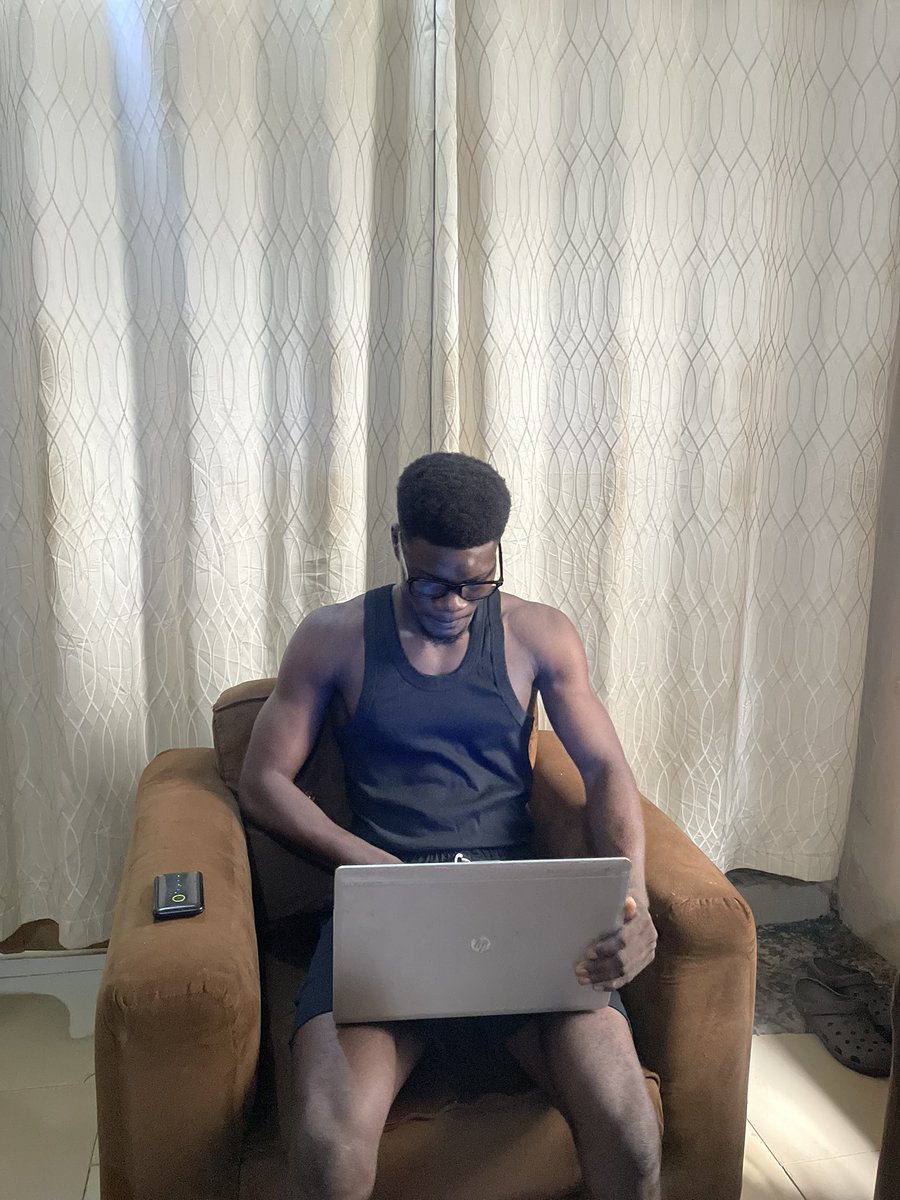 This is where I handle my remote gigs, content planning, meetings, replying briefs, everything.
Work-from-home fit be stress sometimes but e still sweet pass Lagos traffic.

Drop your own workspace pic, Tag <a href="/Jobbermandotcom/">Jobberman Nigeria</a> &amp; use the hashtags
#RemoteWorkFest #RemoteReadyChallenge