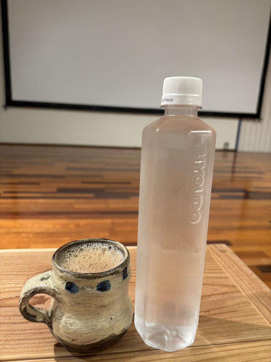 石垣島の上映スペース『あまくま座』で『風のマジム』観てきました。熱帯の黒川麻衣さん脚本で南大東島で作られる沖縄県産ラムが出来るまでを楽しみました。観た後は絶対にラムが飲みたくなるので覚悟した方がいいですよ！