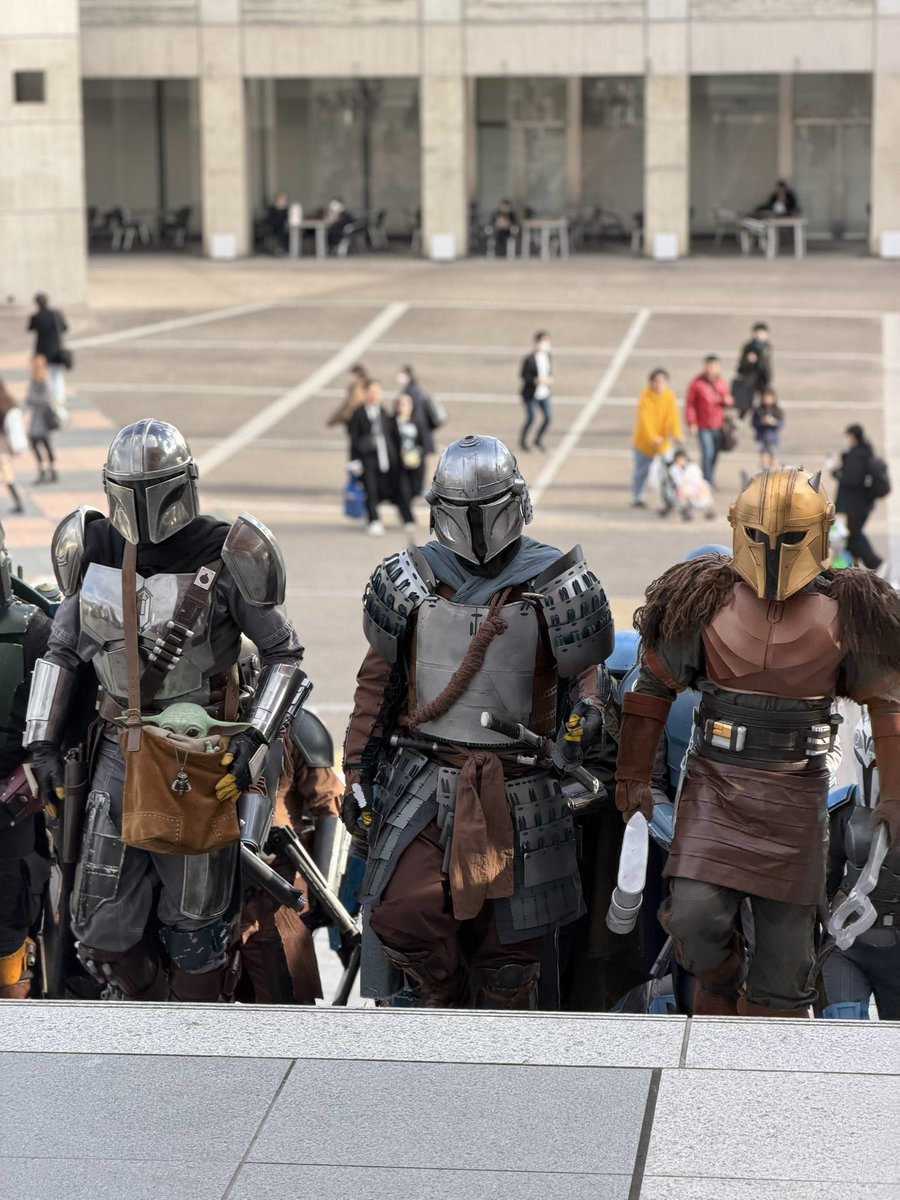 Inadvertent shutter.

#コミコン 
#TokyoComicCon 
#TokyoComicCon2025 
#マンダロリアン
#スターウォーズ
#我らの道