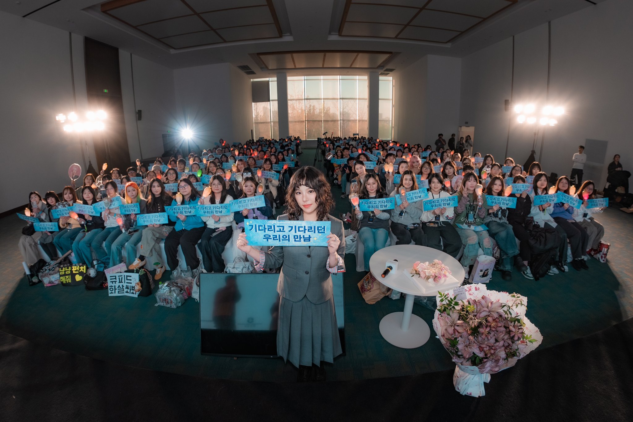 G7e-9MhbAAAr1XE?format=jpg&name=large