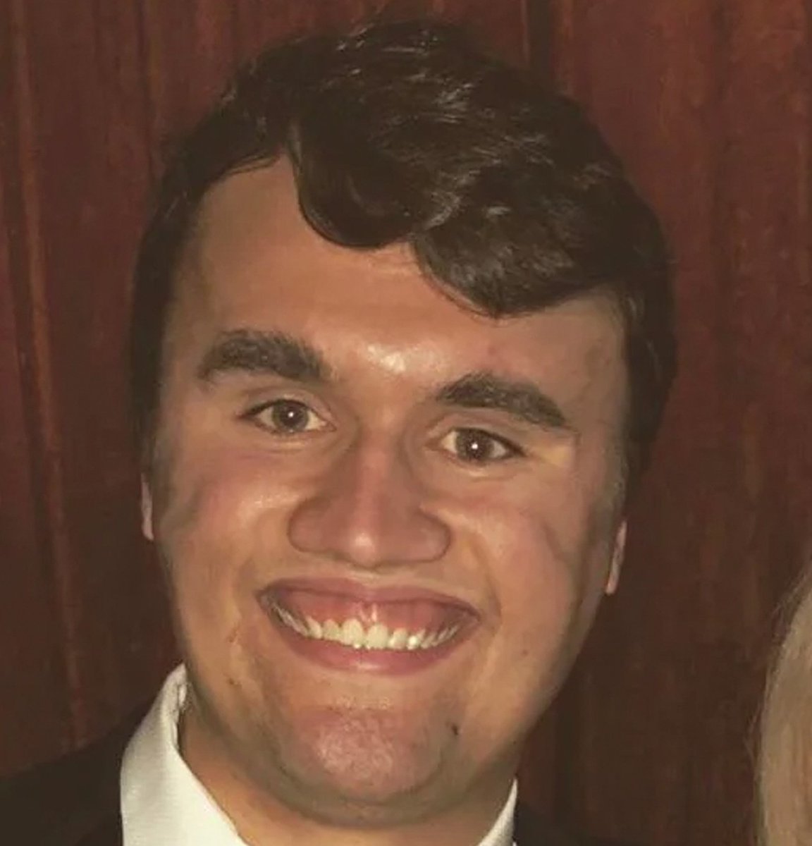 Smegmalina's tweet photo. Même sourire, même hairline, même destin https://t.co/CpkXgYFgKo