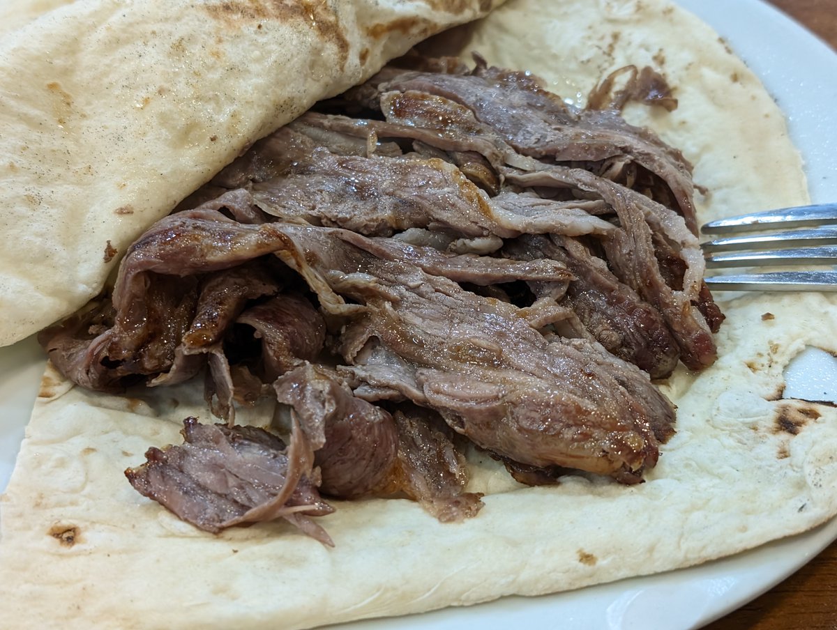 oyilmaz's tweet photo. Döner – İstanbul

1⃣ Sürmene, Cennet Mah.
2⃣ Bayramoğlu, 1Kavacık,
3⃣ Karadeniz, Beşiktaş https://t.co/co2xl3diTl