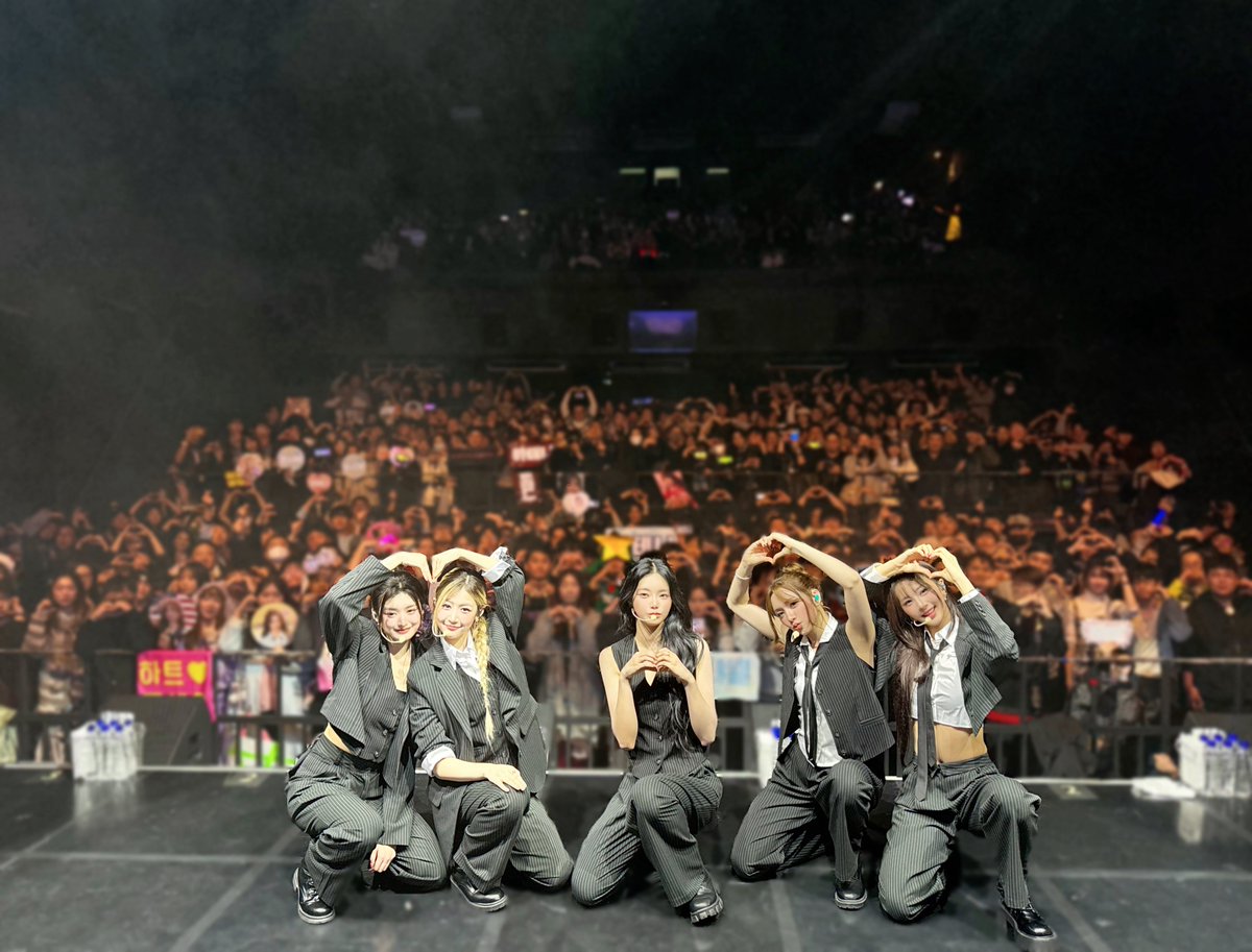 we_fiftyfifty's tweet image. [📸] 251206 ‘FIFTY FIFTY : Welcome to Tweny Party - Day 2’ 완료 💗

FIFTY FIFTY ❤️ TWENY
트웨니 고마워요!
우리 오래오래 보자 🫶

#FIFTYFIFTY #피프티피프티 
#Welcome_to_Tweny_Party