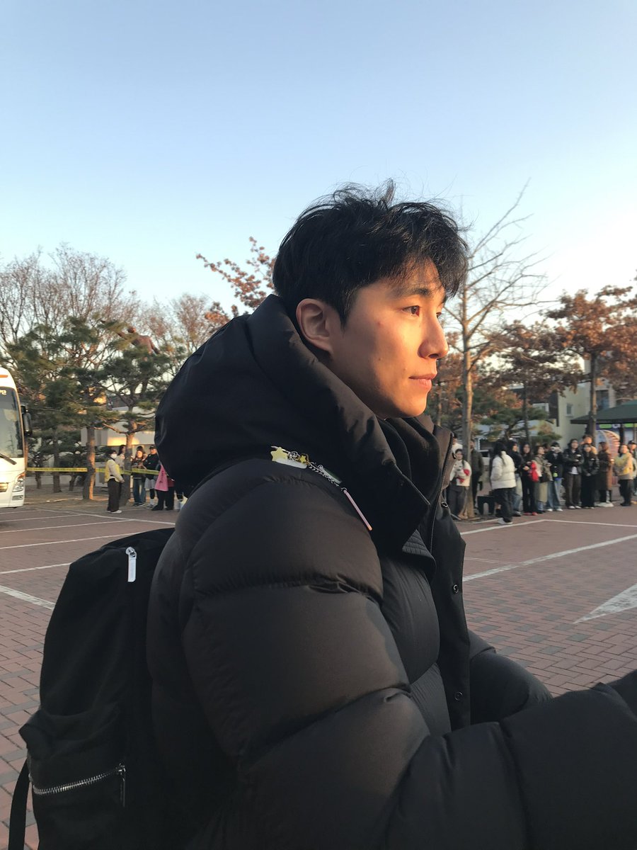 ㅂㅈㅎ즈 이분들 오늘 아주 인물 나심!!
사실 오늘만은 아니엇죠?