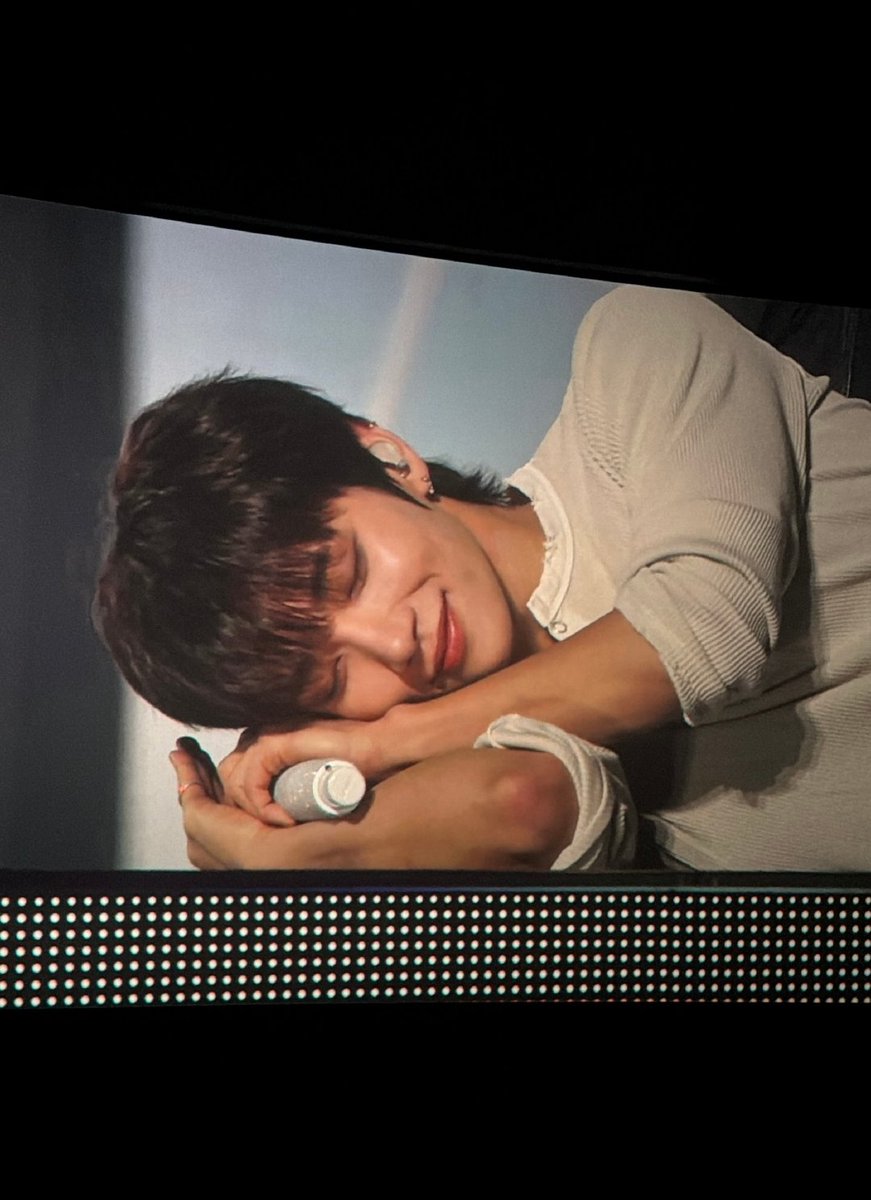 shumoroll's tweet image. my sleeping beauty🤍

D2 New_ in Osaka
#조슈아 #JOSHUA