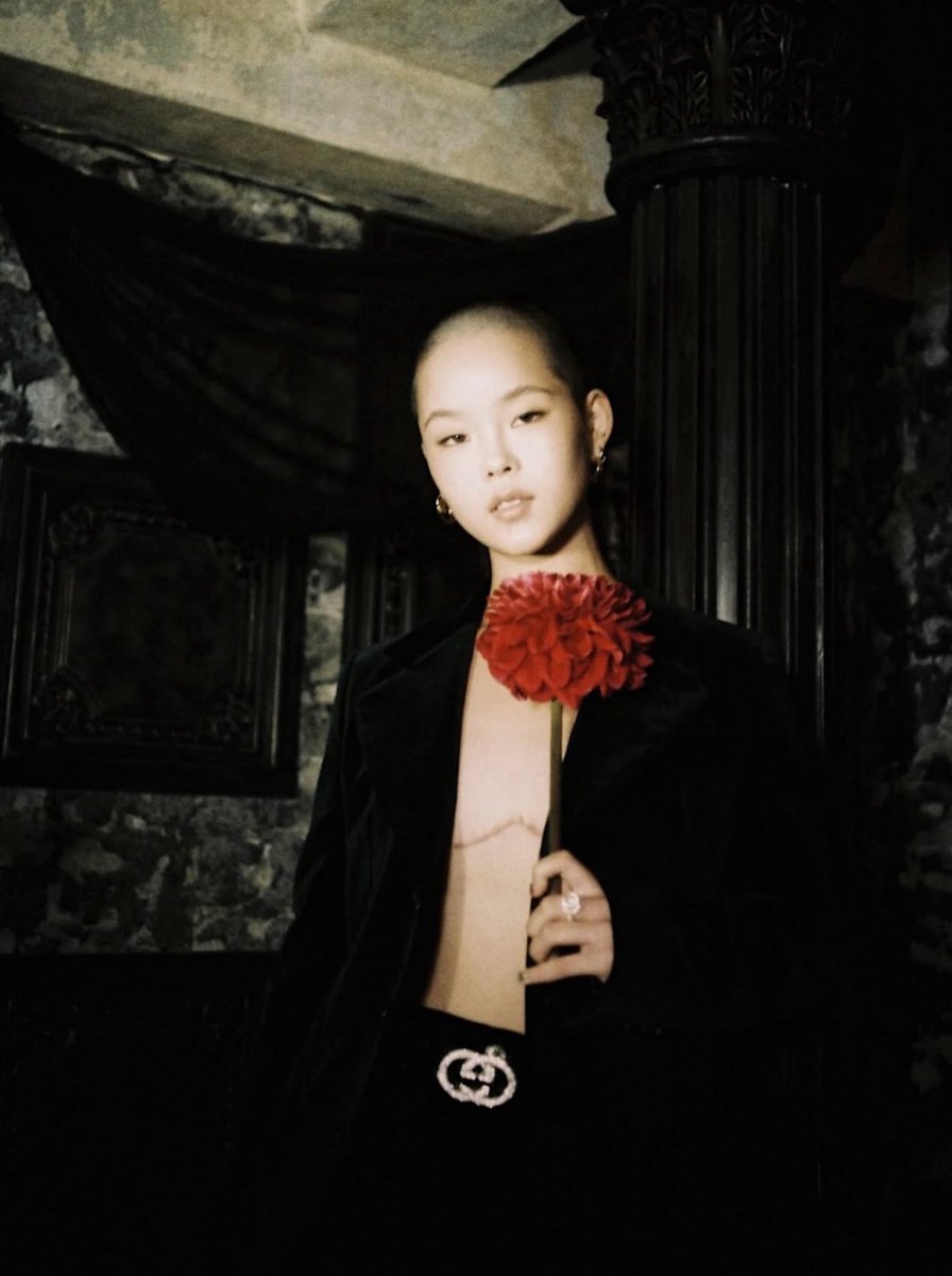 npomvtt's tweet image. Na comemoração de seu aniversário, Cocona (XG) revelou que se identifica como pessoa transmasculino não-binária e que realizou mastectomia no início deste ano:

"Oi, aqui é Cocona.
Hoje completei 20 anos.
Ao entrar neste novo capítulo da minha vida, quero compartilhar algo que…