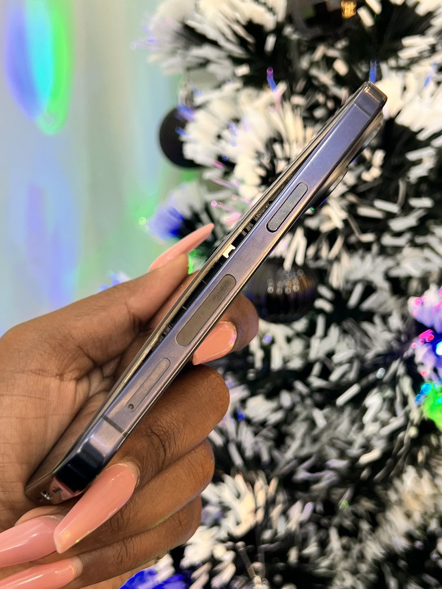 primefixke's tweet image. iPhone 15 pro battery swap 
Kes 8,000 only 

📍Norwich union second floor suite 8
☎️0703700600
#primefix #applerepair #iphonescreen