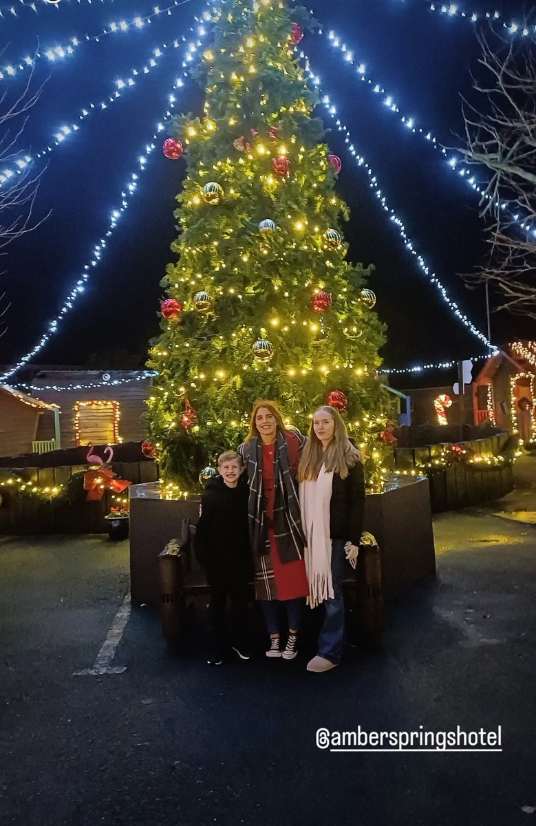 Our yearly trip to see Santa at the <a href="/AmberSpringsGM/">Amber Springs</a> never loses its magic 🎅🏼🎄 The kids’ faces say it all! 🎄🎅🏼✨ #Santa2025