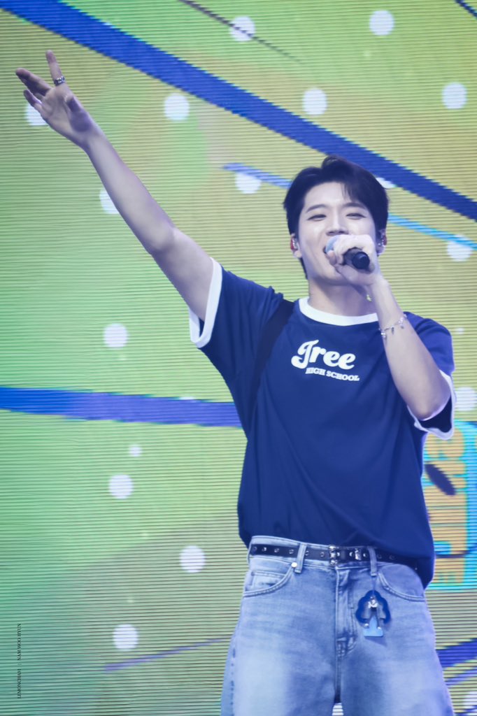 251122 식목일5  니무高: Tree High School in 홍콩 Day1 

#INFINITE #인피니트
#우현 #남우현 #NAMWOOHYUN