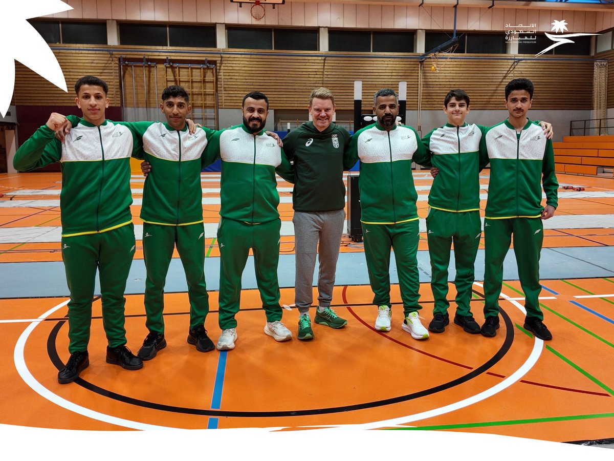 FencingKsa's tweet photo. أخضر السيبر في آيسلينغن الألمانية 🇩🇪
جاهزون لكأس أوروبا! 🤺💪
#أخضر_المبارزة https://t.co/PQ83D1WYYY