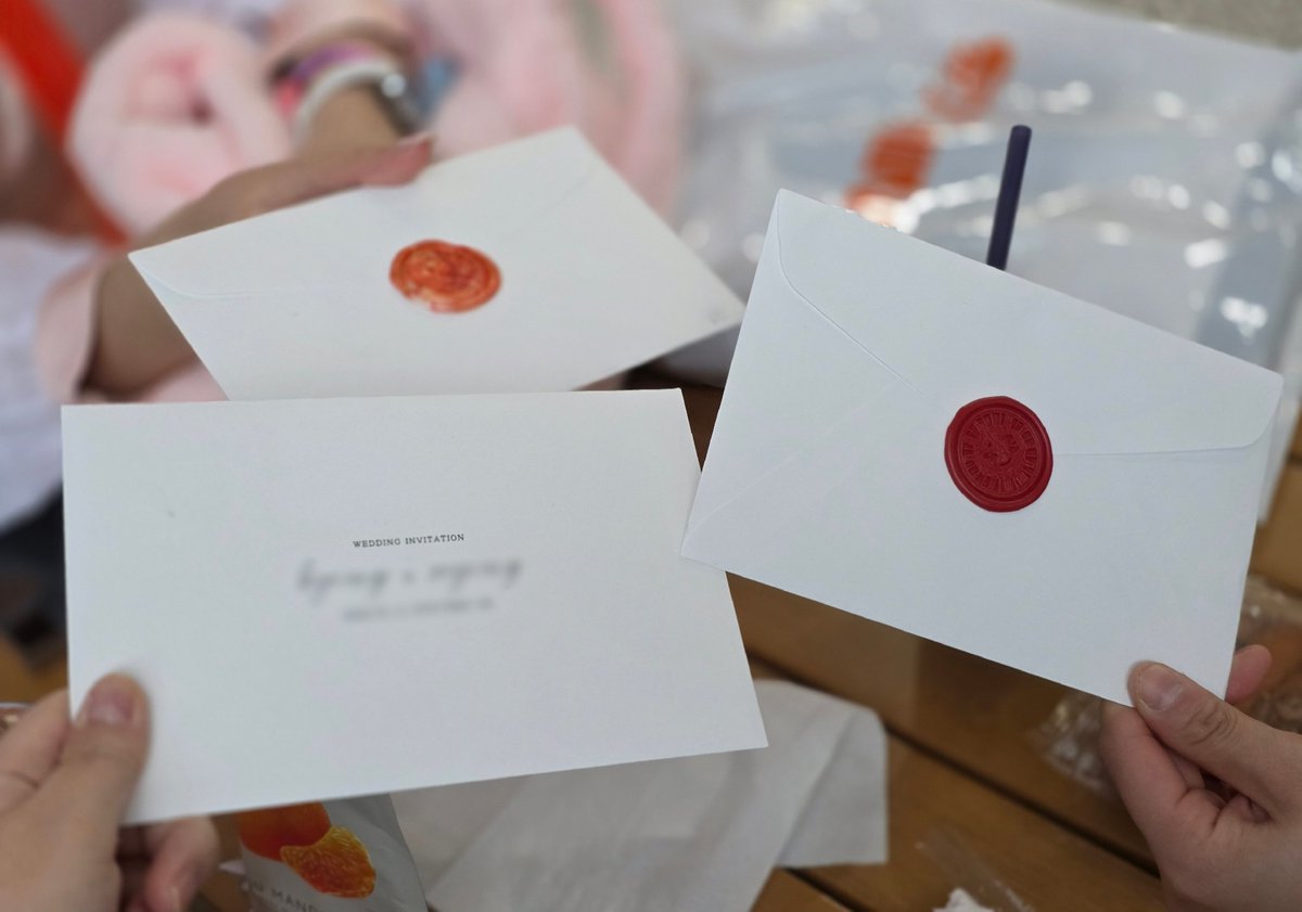 행사장에서 온리전 초대장 받는날이 오다니🥹