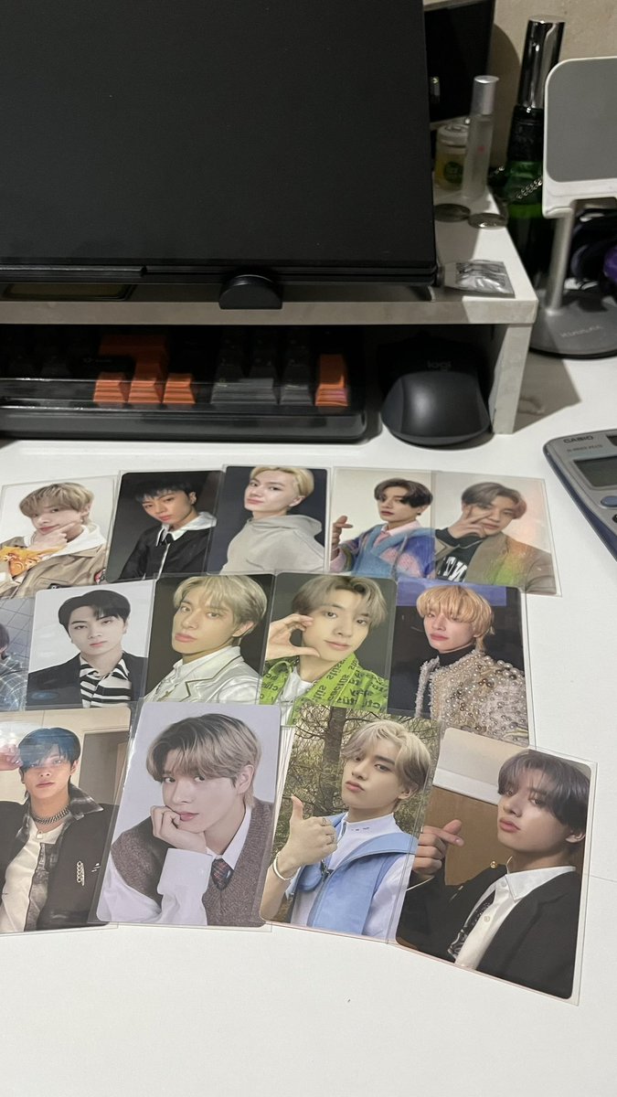 lsycode's tweet image. ˖˚˳ wts lfb ph ˳˚˖

&amp;gt; enhypen merch and photocards
&amp;gt; comment or dm me what you want will reply for the price
&amp;gt; SALE NA COZ IM DECLUTTERRING PLS BUY THEM 
&amp;gt; gcash/maya
&amp;gt; loc: paco manila
&amp;gt; payo or 3 days reservations