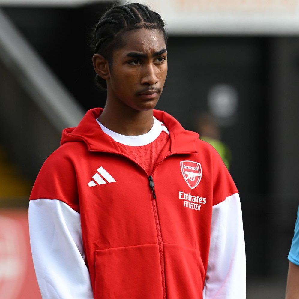 DailyAFC's tweet image. 🚨 Marli Salmon (16) has been included in a competitive first-team matchday squad for the first time, as Arsenal travel to Aston Villa. ✅🏴󠁧󠁢󠁥󠁮󠁧󠁿