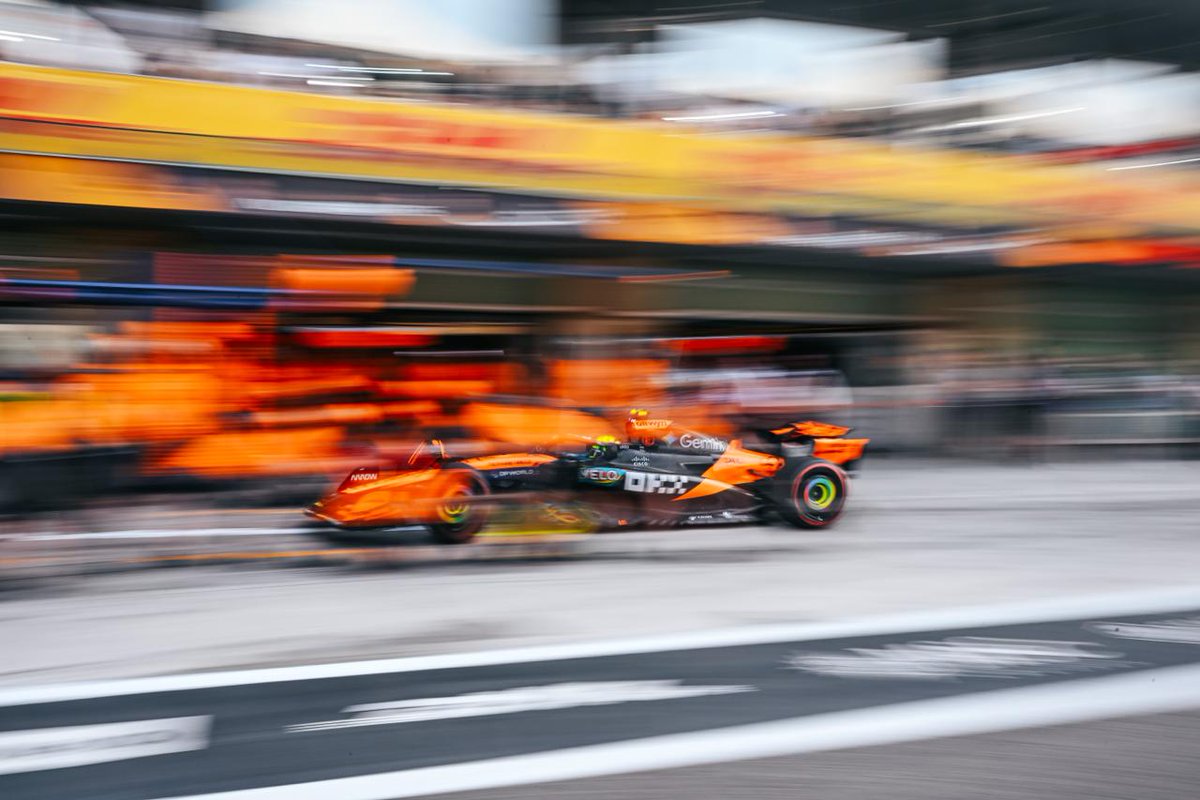 McLarenF1's tweet image. Laps banked ✅

Back into the garage ➡️

#McLaren | #AbuDhabiGP 🇦🇪