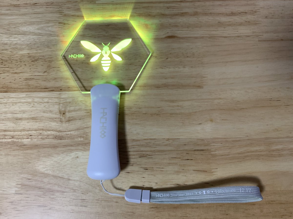 HACHIさんペンライトUnlockture受け取りました！