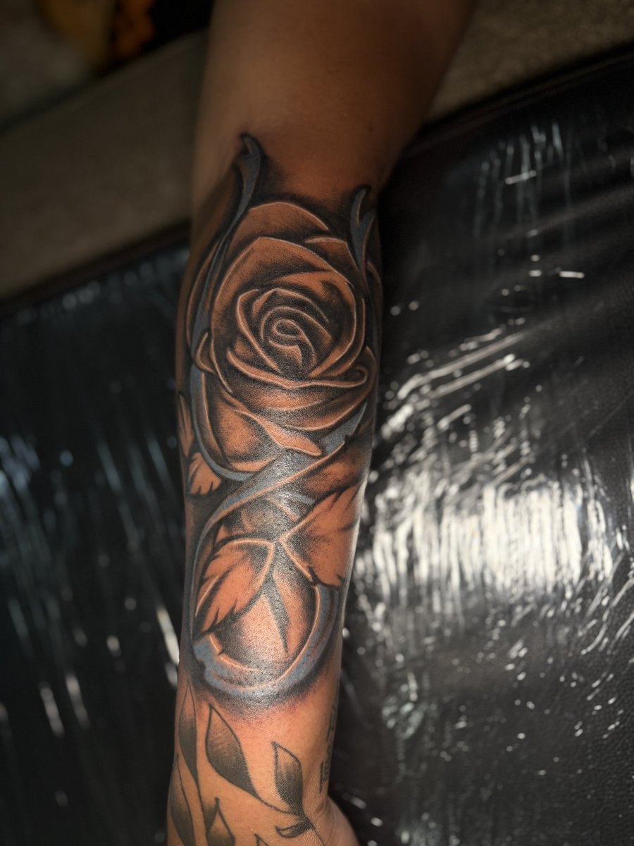 Brown07A's tweet photo. Like for a discount off your next tattoo🔥 https://t.co/sHEo4ebHG0