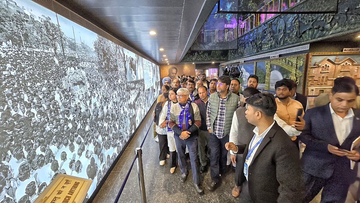 (समण) Rajendra Pal Gautam tweet media