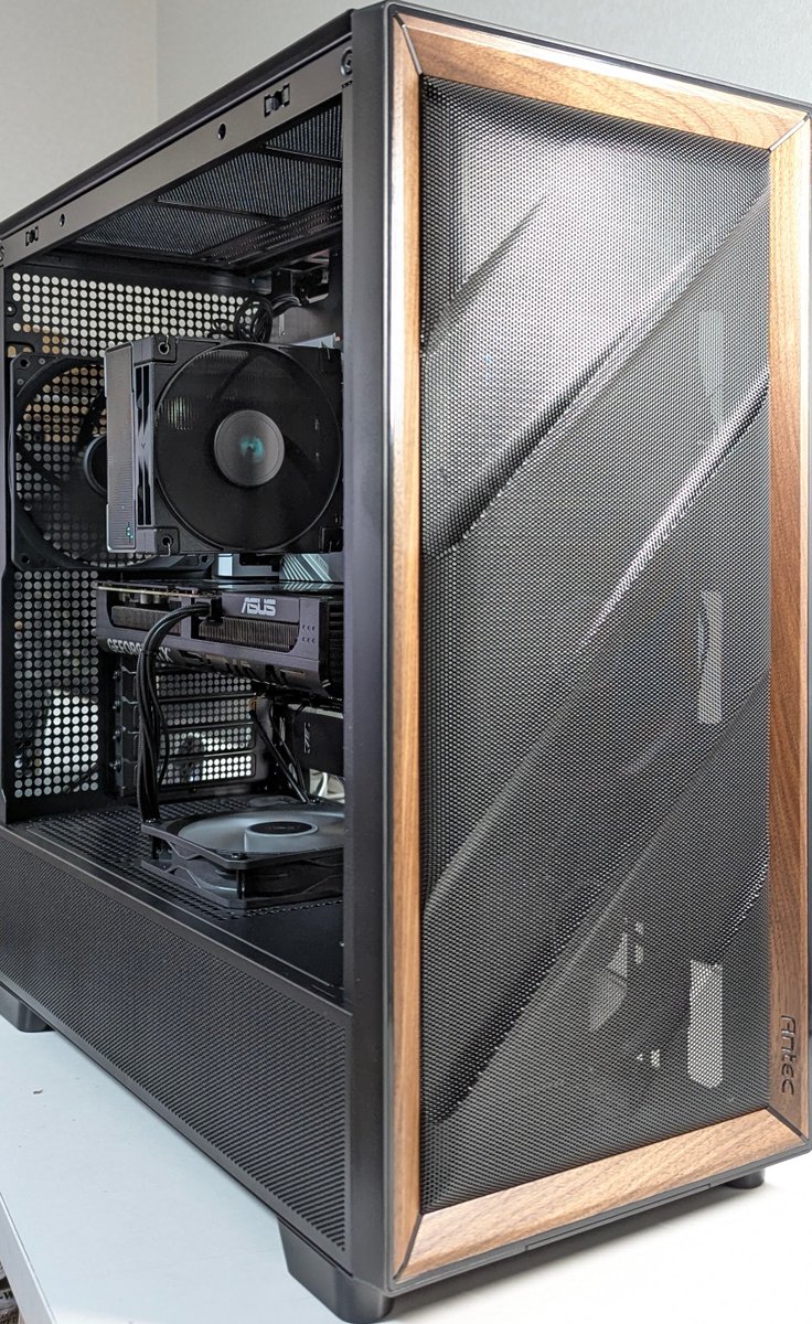 高品質のゲーミングPCを組み立てます。 ゲーミングPC Core i7 4770搭載マシン GTX970 4G