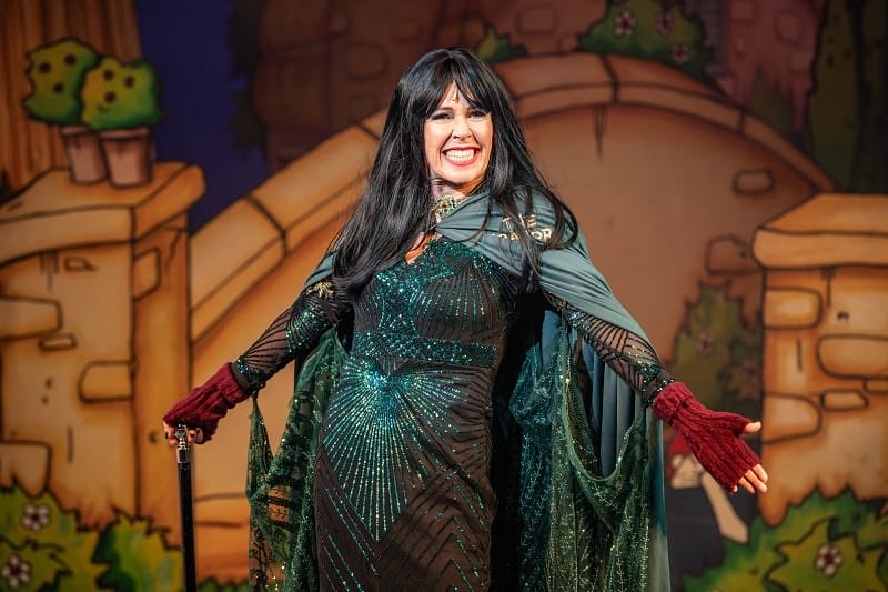 Beauty and the Beast at <a href="/YvonneArnaud/">Yvonne Arnaud Theatre</a>

Lighting Programmer and Associate - Rohan Green
Lighting Designer - John Harris
Production Electrician - Al Tombs

Director - Joanna Read
Set Design - Imagine Theatre
Sound Design - Josh Robbins

Hires - TSL

Photos: Craig Fuller