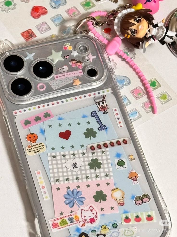 dzbaiwin's tweet image. Who knew clear cases and stickers could be this cute on every device?! 🥹💖