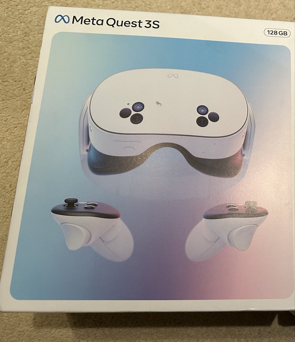 Thanks to <a href="/boohooMAN/">boohooMAN</a> ! For sending my prize! #BlackFridayGiveaway 🤩🤩🤩