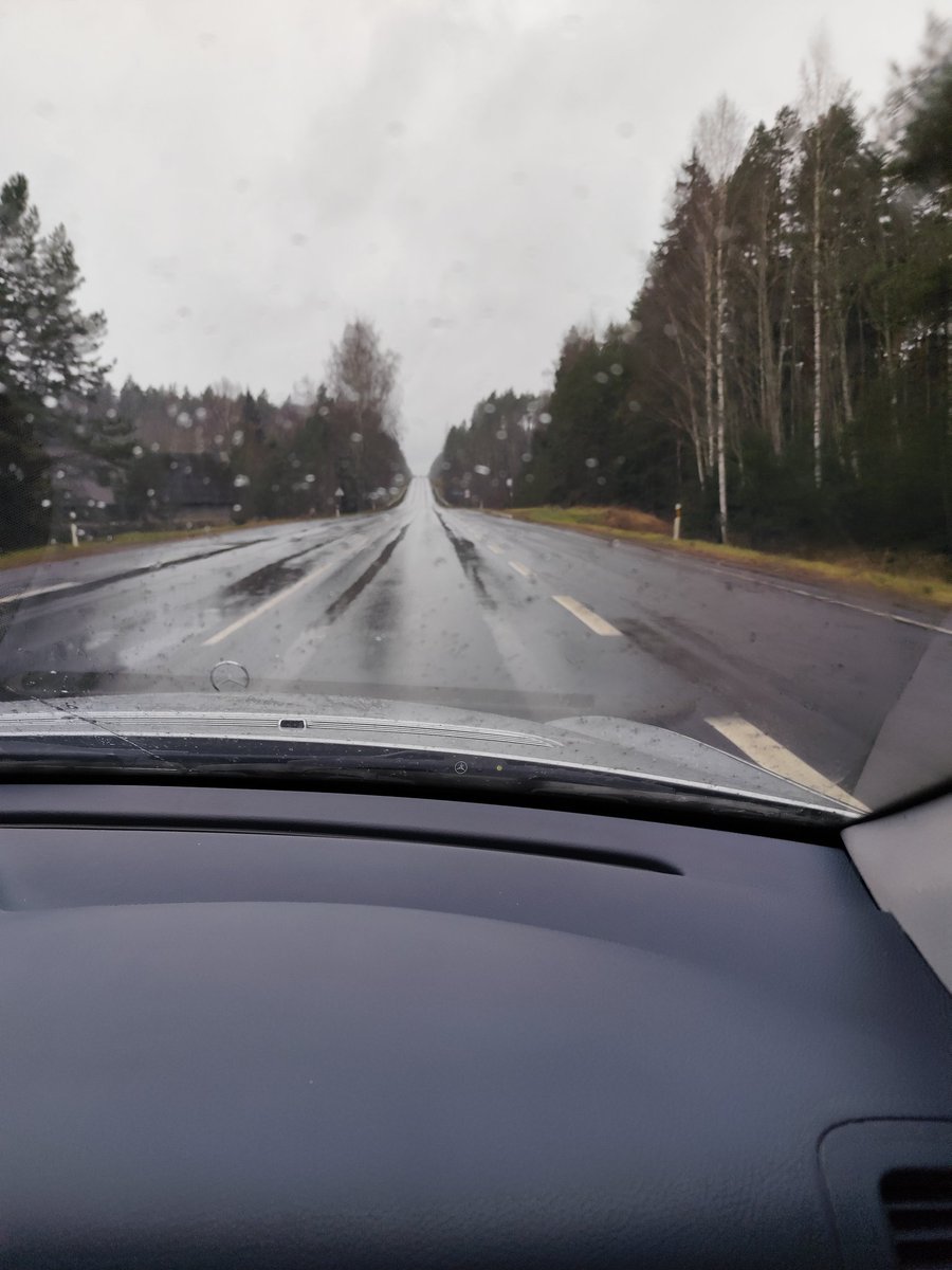 Rõngu-Pikasilks maanteelõik on vist Eesti kõige halvem, kohutavad roopad !