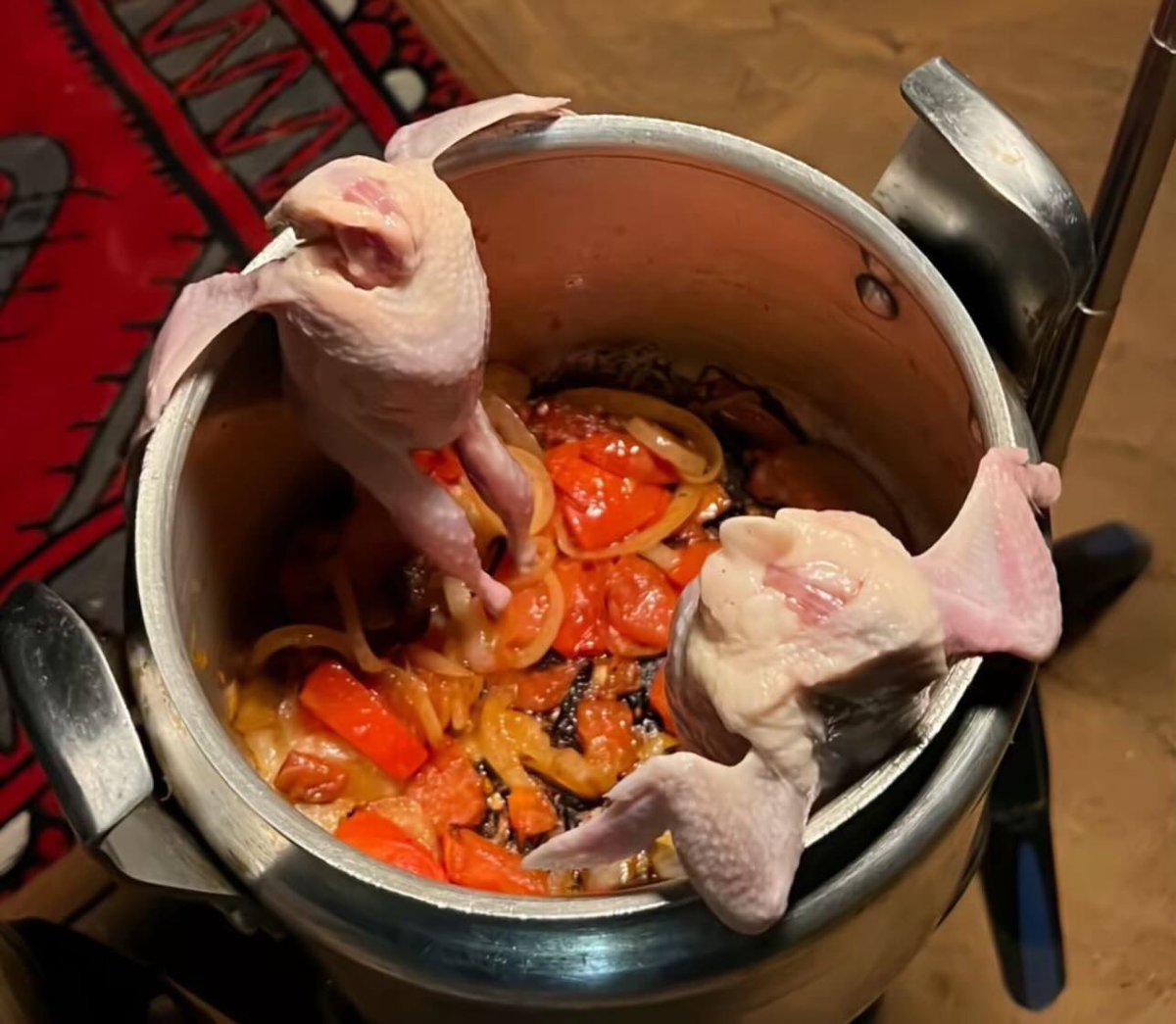 إلا بسألك !
حنا كبسة ولا مكرونة؟..