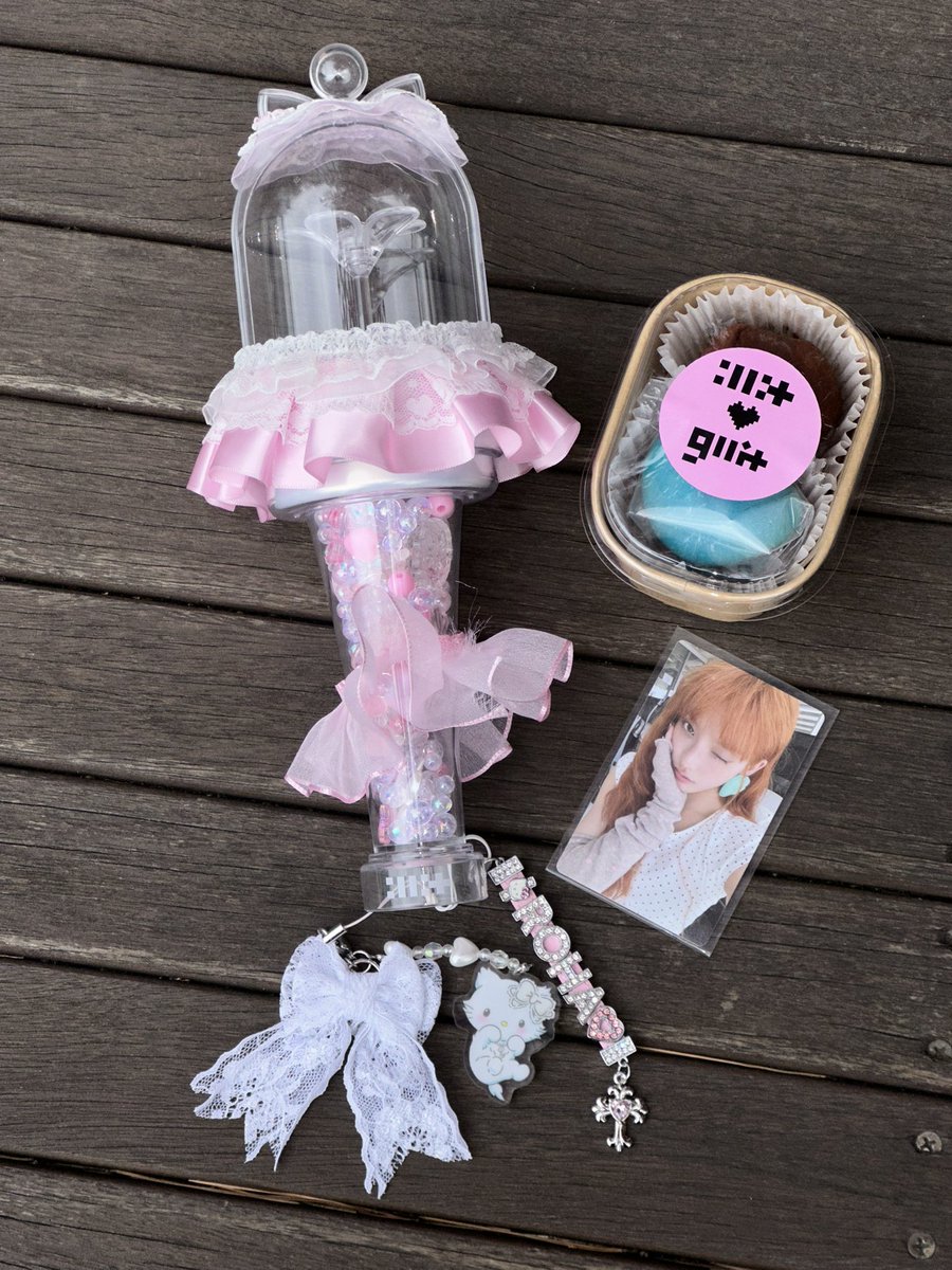 아일릿 ♡ 나
아랑해요…😍