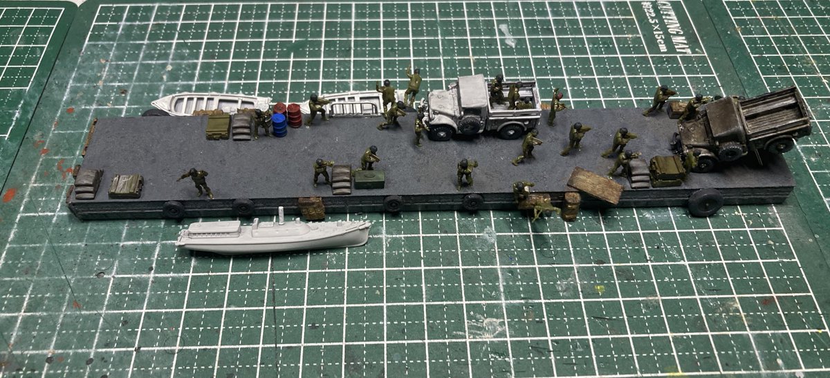 jun_area51's tweet photo. メキシコ🇲🇽ヴィレーナ島の港⚓️

爆発💥で見えなくなるけど…😭

#エクスペンダブルズ
#Expendables
#FlyandDie
#SA16A_ALBATROSS https://t.co/4hXWfzt437