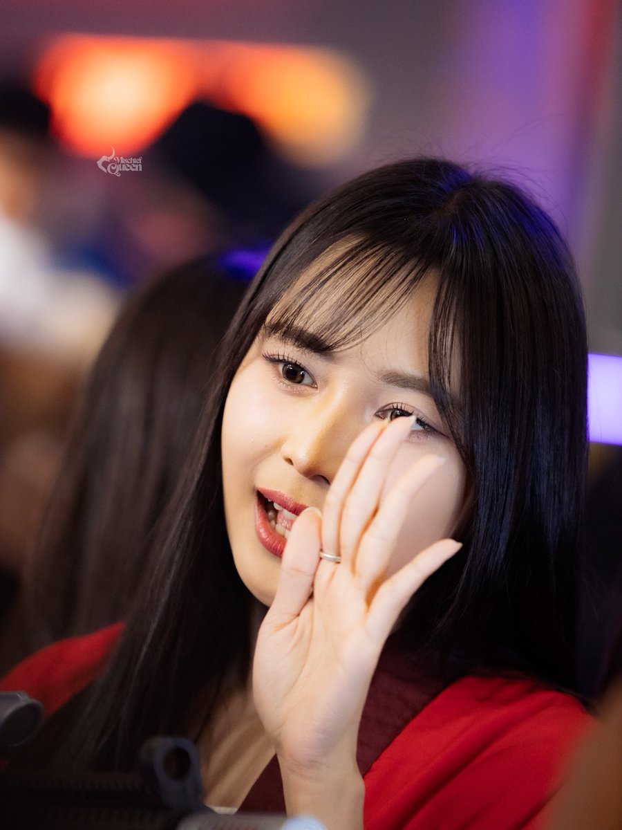 MischiefQueen30's tweet photo. Dor dor dor 🔫

061225 | MS Cup 2025
@A_GitaJKT48
#誠実さ #ギタ #Gita #JKT48 https://t.co/6D8I9ju426