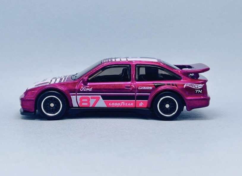 フォード・シエラ・コスワース　- 2026 スーパートレジャーハント 2026 Hot Wheels Super Treasure Hunt '87 Ford Sierra Cosworth