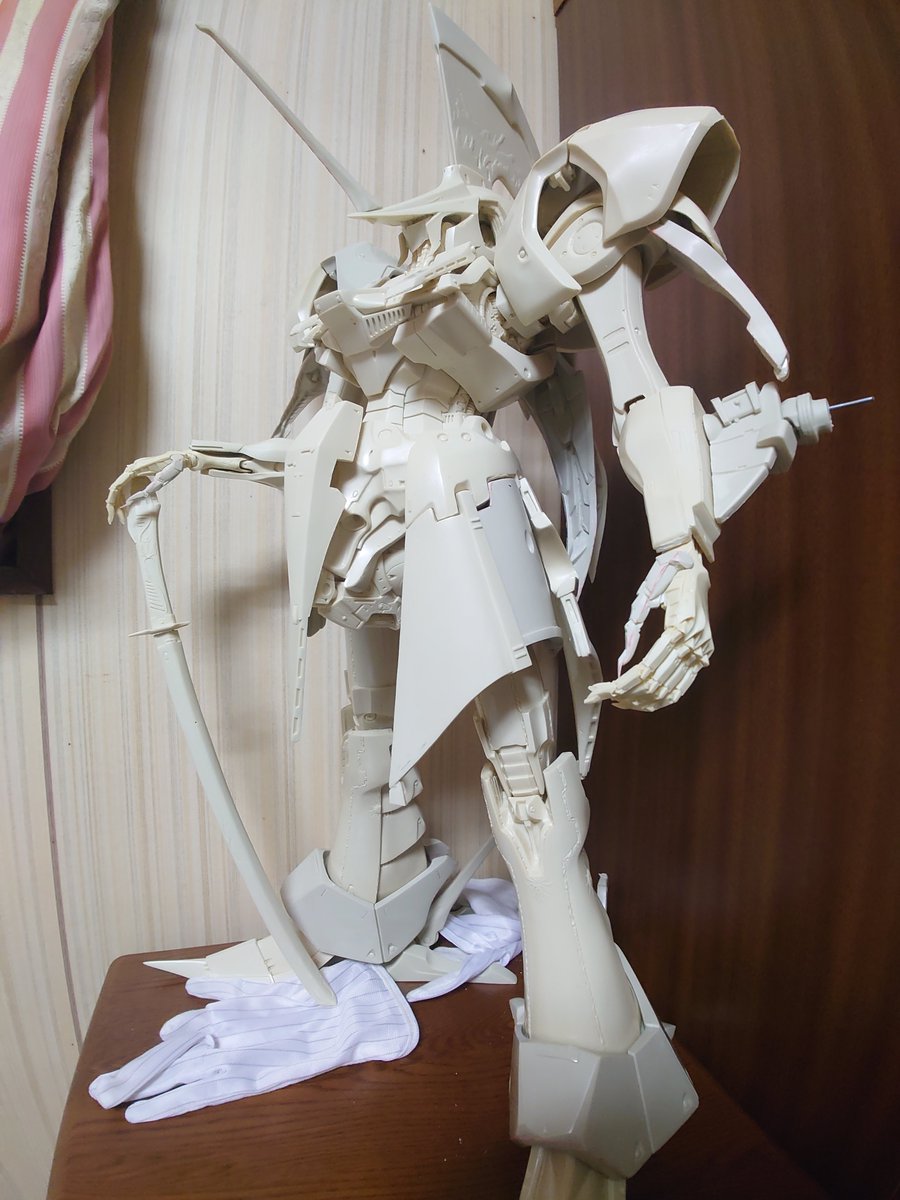 1/35 レッドミラージュちょっとずつ仮組み中。 ベイルをどうにか本体