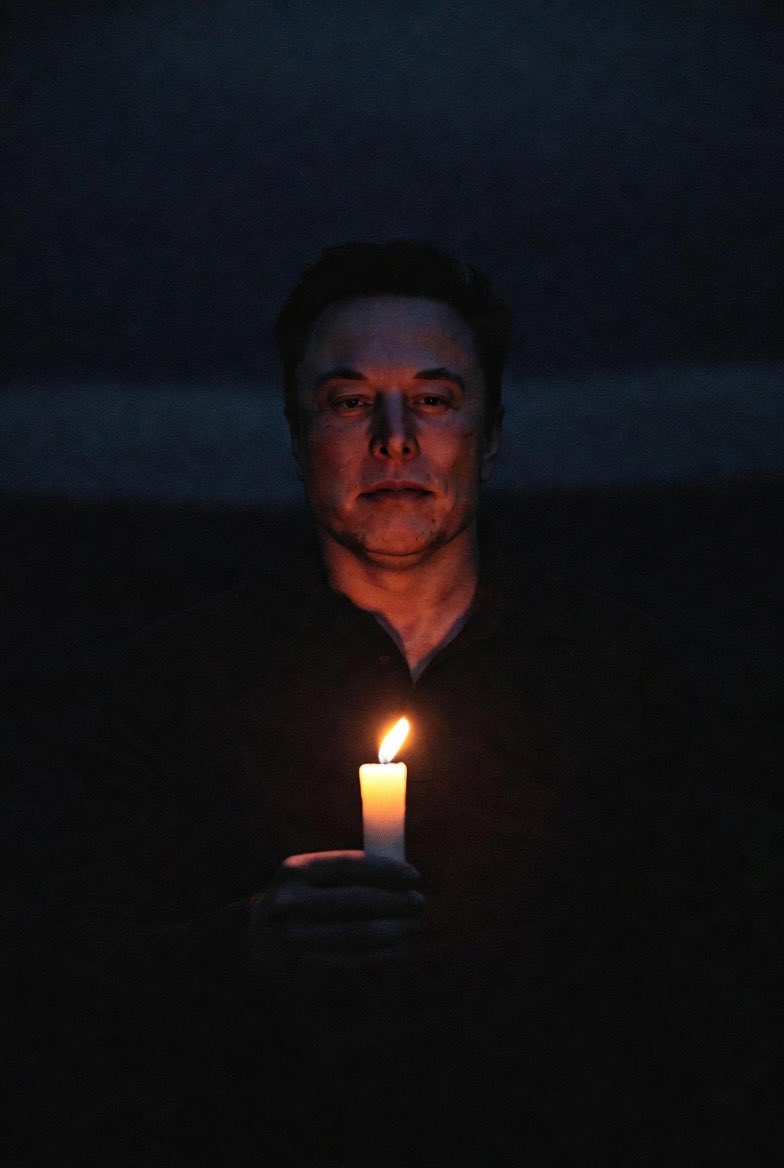 iam_smx's tweet image. “Our collective light of consciousness is a tiny candle in a vast darkness. Please do not let it go out”

-Elon Musk