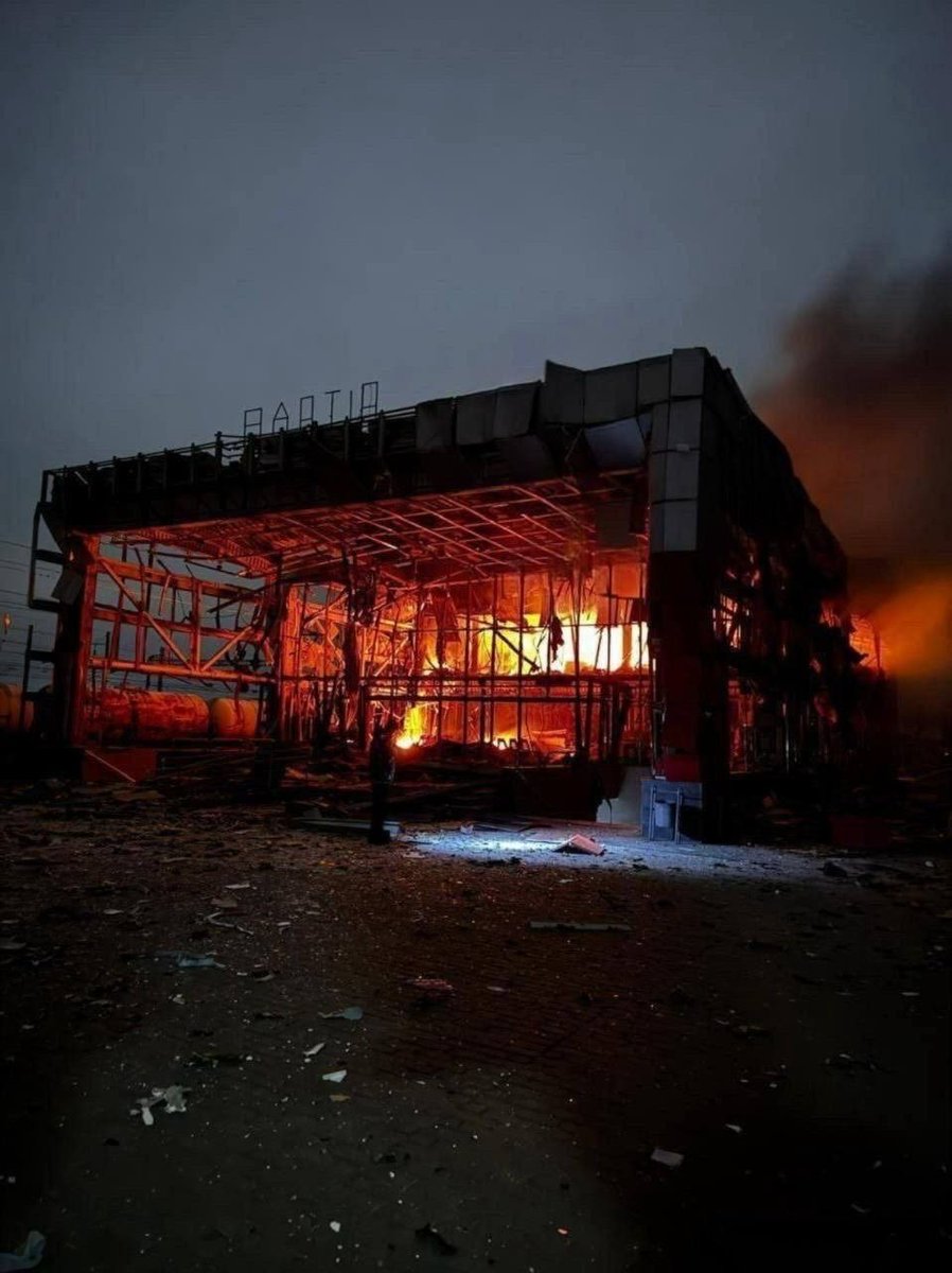 den_kazansky's tweet photo. Last night, the Russian army again attacked civilian targets in Ukraine.

In Fastiv, a "significant military target"—the train station—was destroyed.

Targeted terror against civilians.

Do you like what your dear partner does
@narendramodi ? https://t.co/kQqPv1t1ts