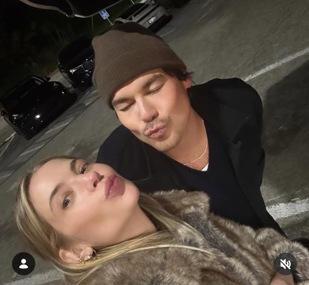 SilverGloria13's tweet image. I hope they never stop what they're doing 🥹

#Haleb