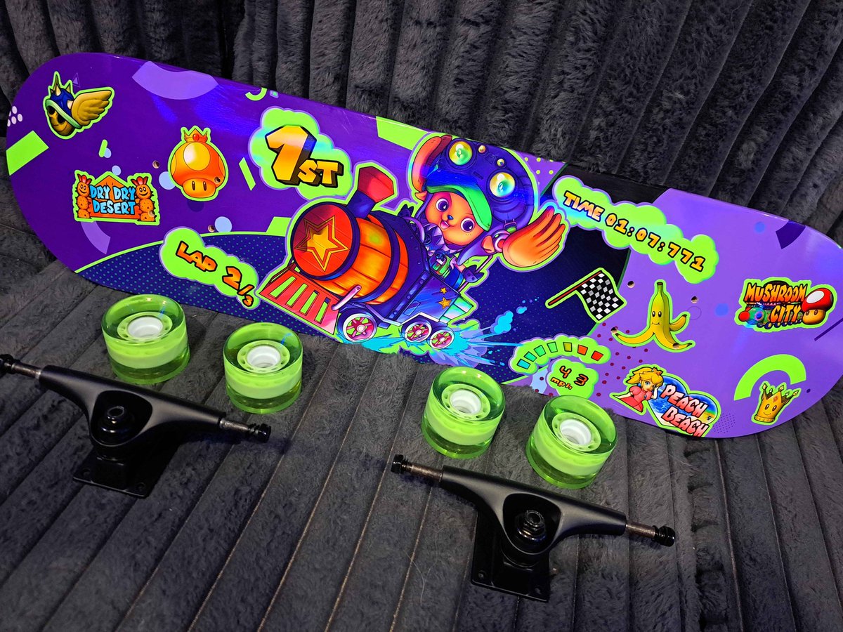 Had this on my desktop for a long time meaning to share it sooo: 

B-day gift I made for someone special thats fast at MKDD ⏱️💨good at Apex🔫 and likes Tony Tony Choppa!🏴‍☠️

Full custom board, Lineart by my art brotha <a href="/UGETSU_88/">UGETSU⚡</a> and design/colors/build/all else done by me 🤝🫶