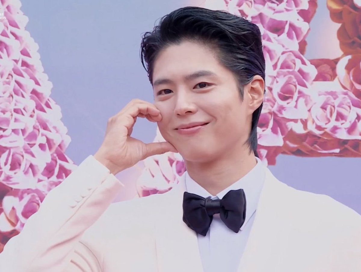 BOGUMAREA_TH's tweet photo. #พัคโบกอม หล่อออร่ามากกกก ✨😉🩵 #AAA2025 

📣ถ่ายทอดสดงาน AAA 2025 ( Asia Artist Awards ) ส่งตรงจากเกาสง เนชันแนล สเตเดียม ประเทศไต้หวัน

🗓️ วันที่ 6 ธันวาคม 2568
🎯พรมแดง : 13.00 – 14.30 น.
🎯งานประกาศรางวัล : 15.00 – 21.00 น.

#AAA2025 #AsiaArtistAwards
 #ParkBoGum #박보검 #พัคโบกอม