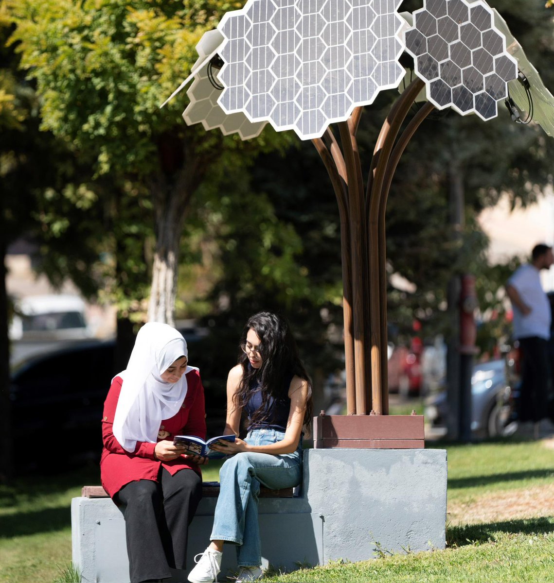 📌Hasan Kalyoncu Üniversitesi, UI GreenMetric’te Son 5 Yılda 174 Basamak Yükseldi !

Hasan Kalyoncu Üniversitesi (HKÜ), üniversite kampüslerindeki sürdürülebilirlik uygulamalarının ve yeşil kampüs göstergelerinin değerlendirildiği uluslararası UI GreenMetric 2025 sıralamasında 8