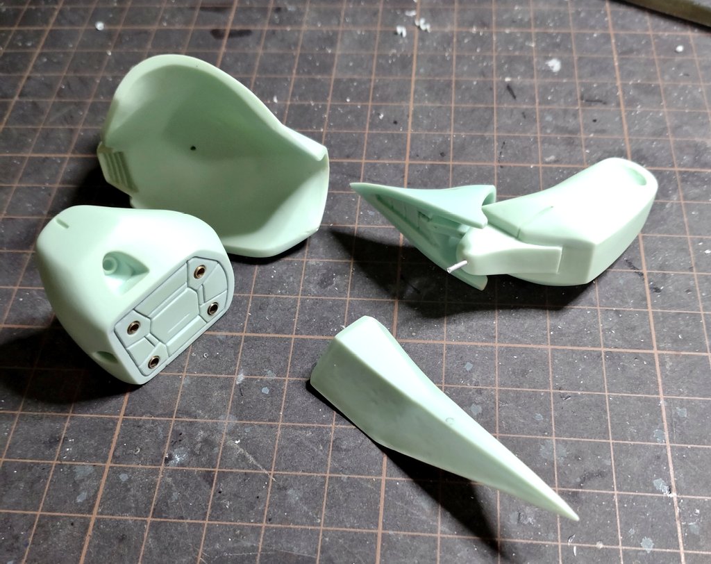 WSC3151's tweet image. 12/5…今後の治療方針を話しあい、脳動静脈奇形は放射線を用いて来年以降に治療することが決定。

但し、癌などではないため、そんなに恐れることのないとのこと。

12/6…退院。

早速、能天気に模型を作って遊ぶ🤣🤣🤣

色々書きましたが、そんなに深刻ではありません👍