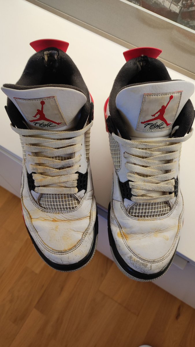 Do you like the stains? 🤭😈