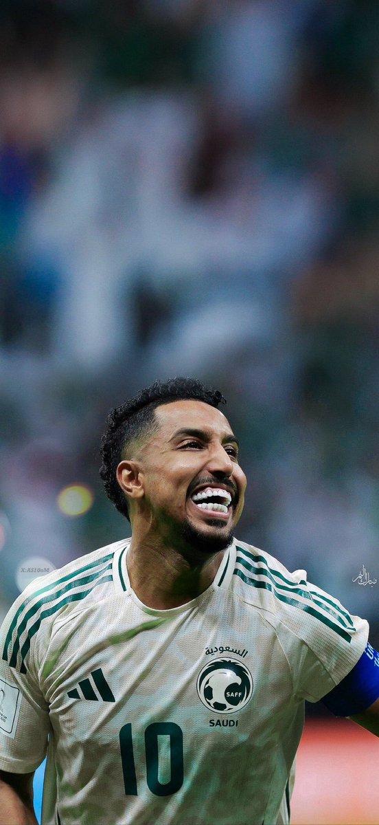 نجم البطولة دون منازع حتى الآن سالم 
ساهم بكل اهداف الأخضر الخمسة

انتزع نجومية المباراتين باقتدار