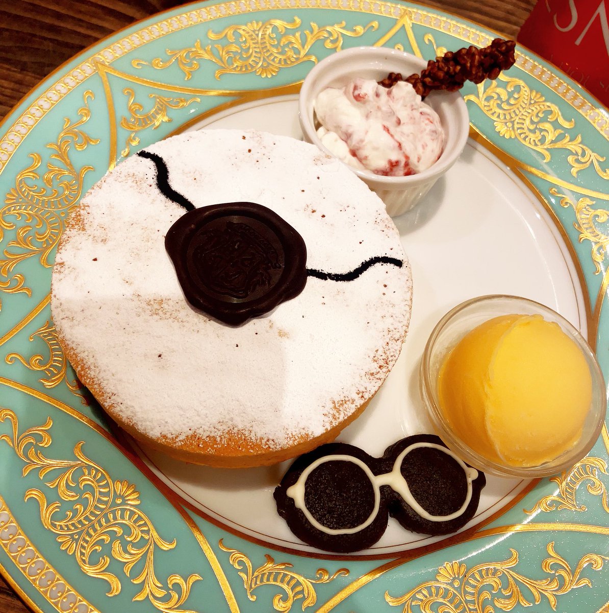 amasiro9's tweet photo. ハリポタ
シーリングスタンプホットケーキとスコットランドスコーン https://t.co/5XZGO3Utwk