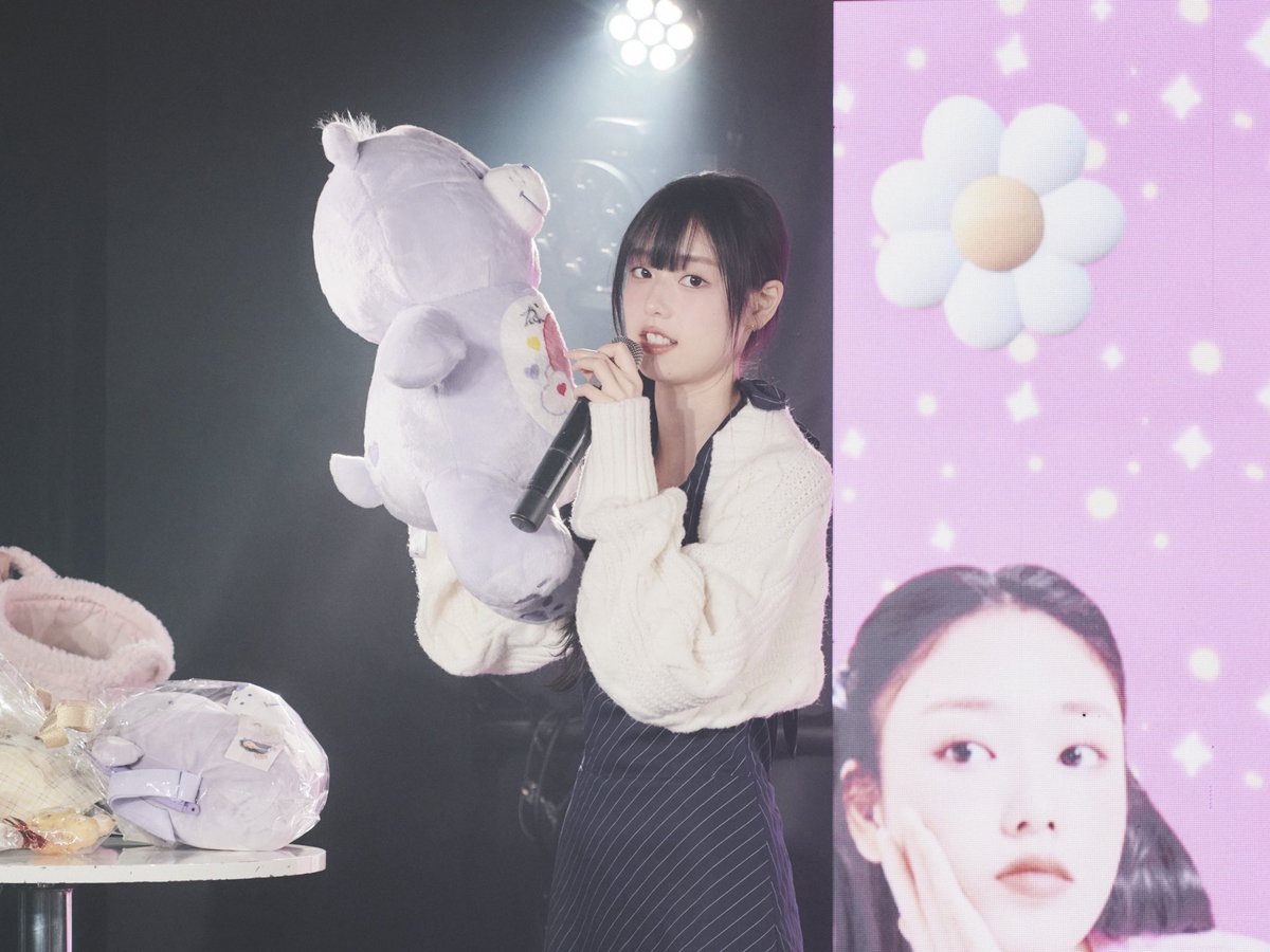 ichimanpiece's tweet photo. プレゼントコーナーでがんばるドアちゃん🧸
251204
KIM DOAH BIRTHDAY LIVE 2025
#KIMDOAH #김도아 #キムドア
#DOAH #도아 #ドア https://t.co/kivfrAdOhg